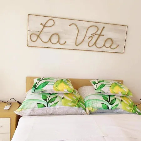 La Vita Apartman 아파트 블로톤퓌레드