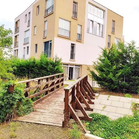La Vita Apartman * 블로톤퓌레드